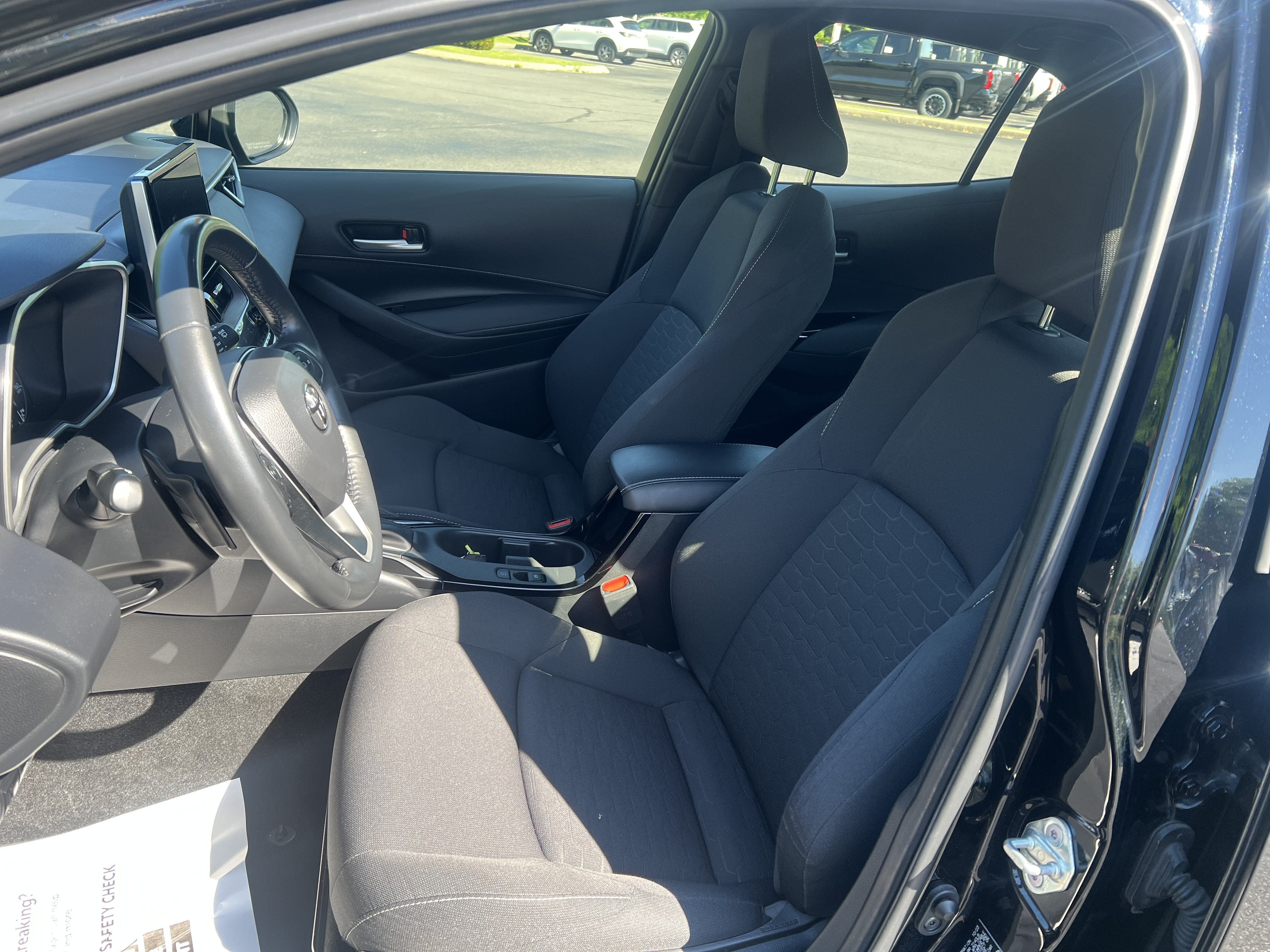 2024 Toyota Corolla Hatchback SE