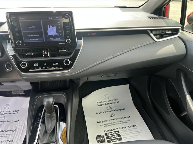 2022 Toyota Corolla Hatchback SE