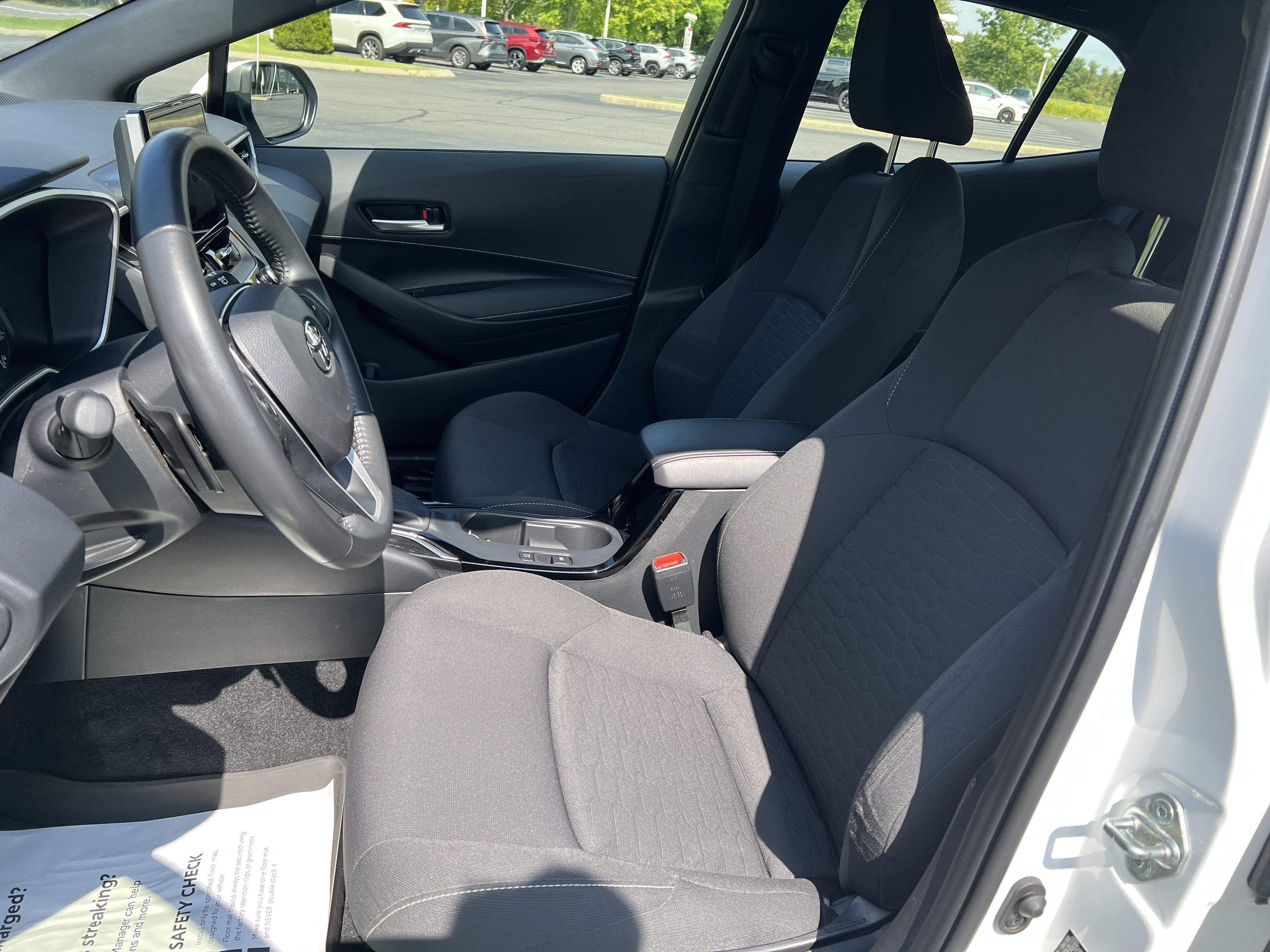 2023 Toyota Corolla Hatchback SE