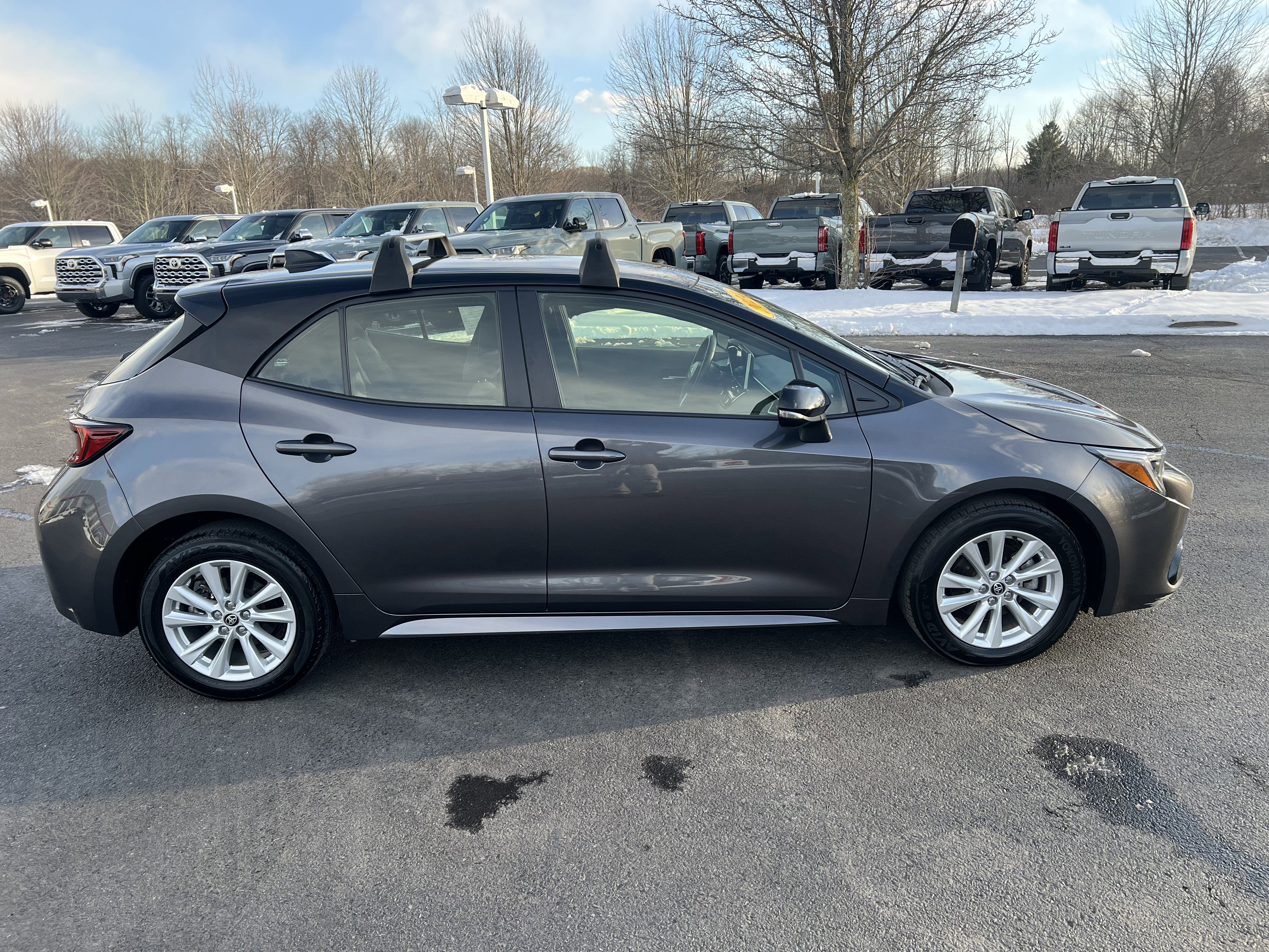 2024 Toyota Corolla Hatchback SE