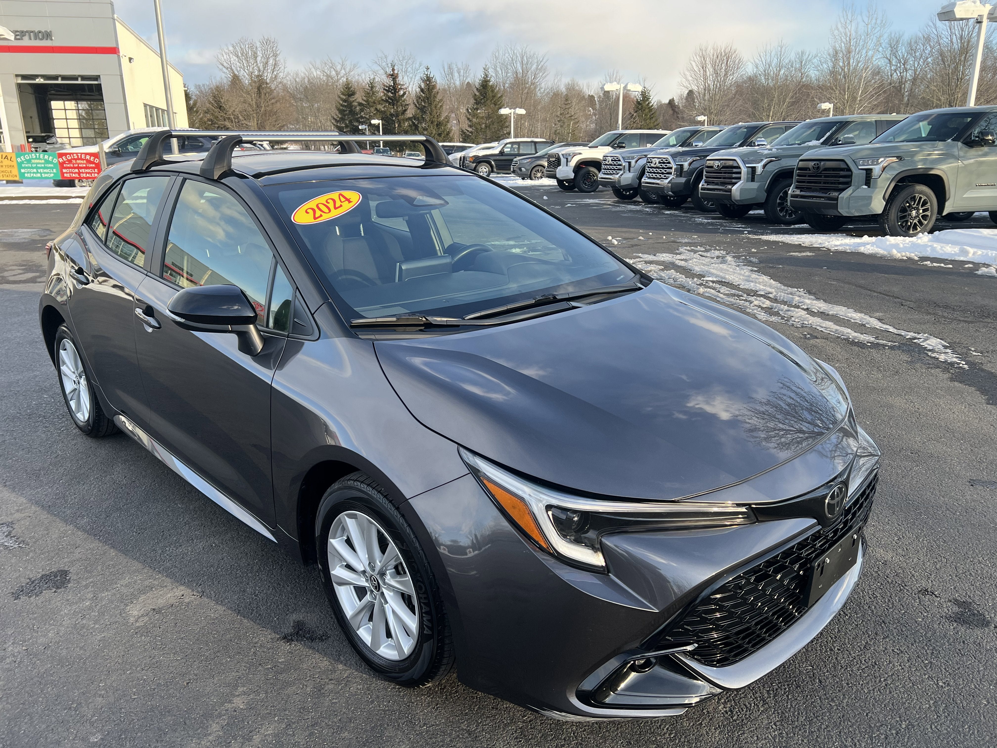 2024 Toyota Corolla Hatchback SE