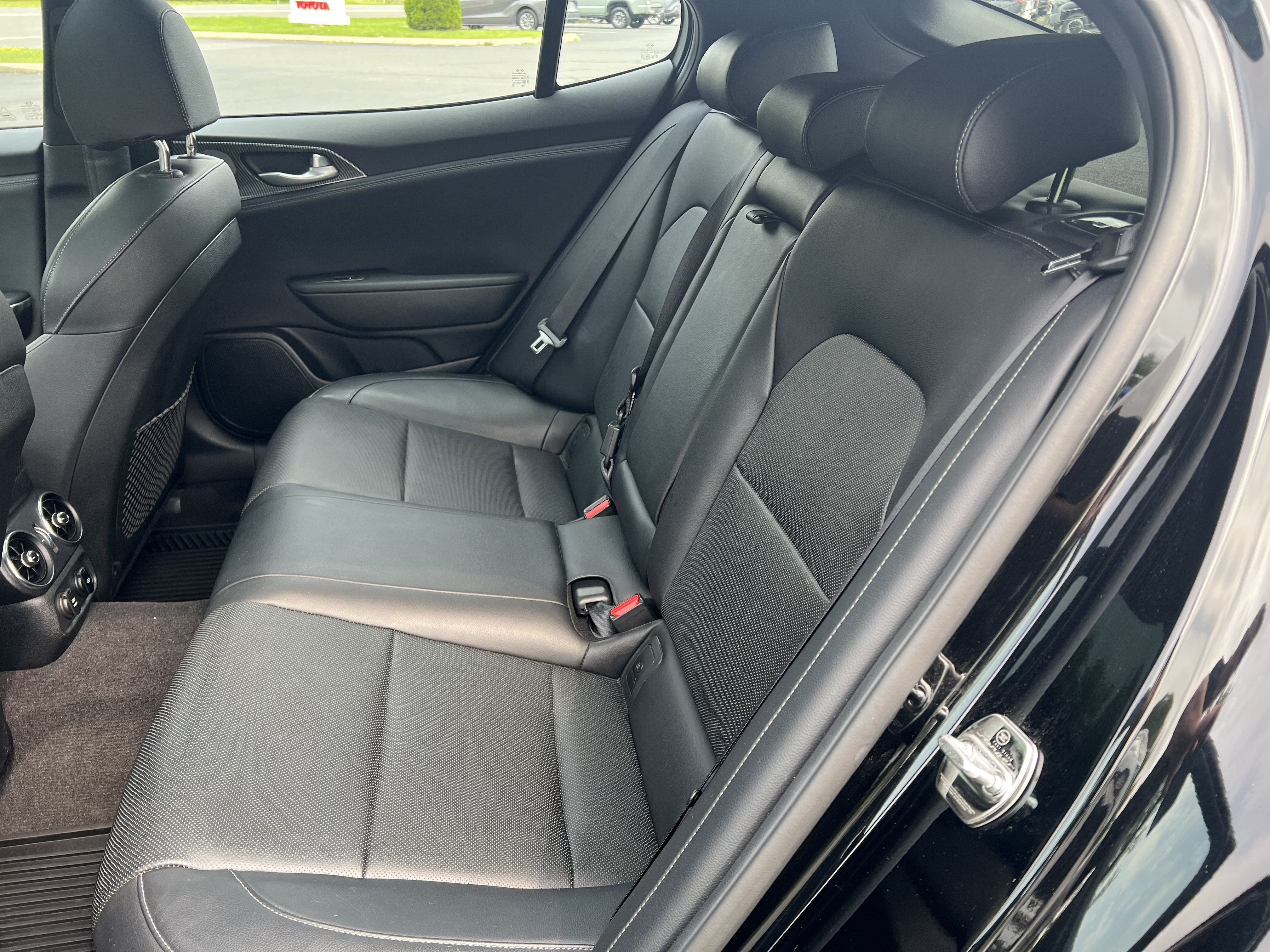 2022 Kia Stinger GT1