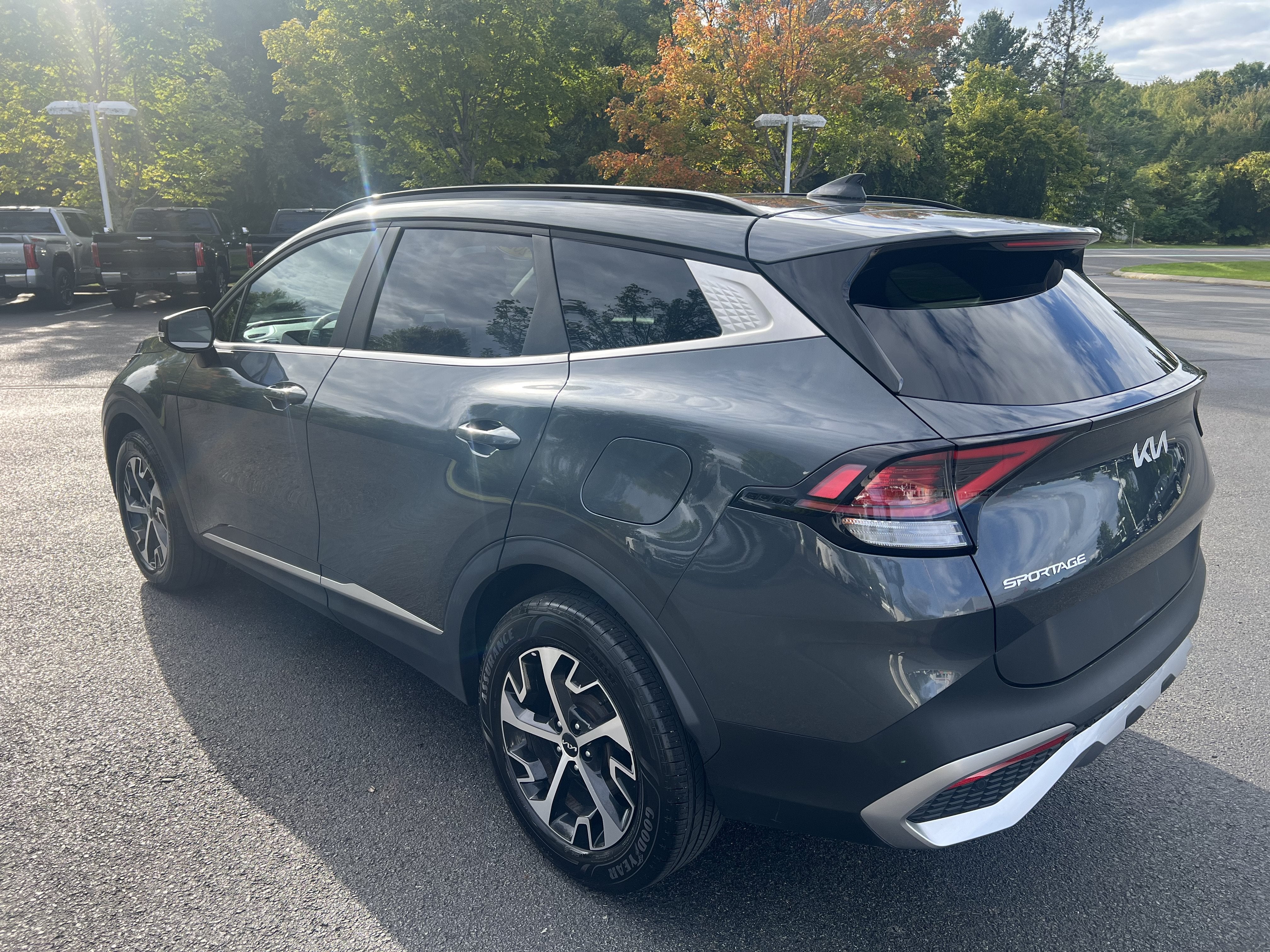 2024 Kia Sportage Hybrid EX