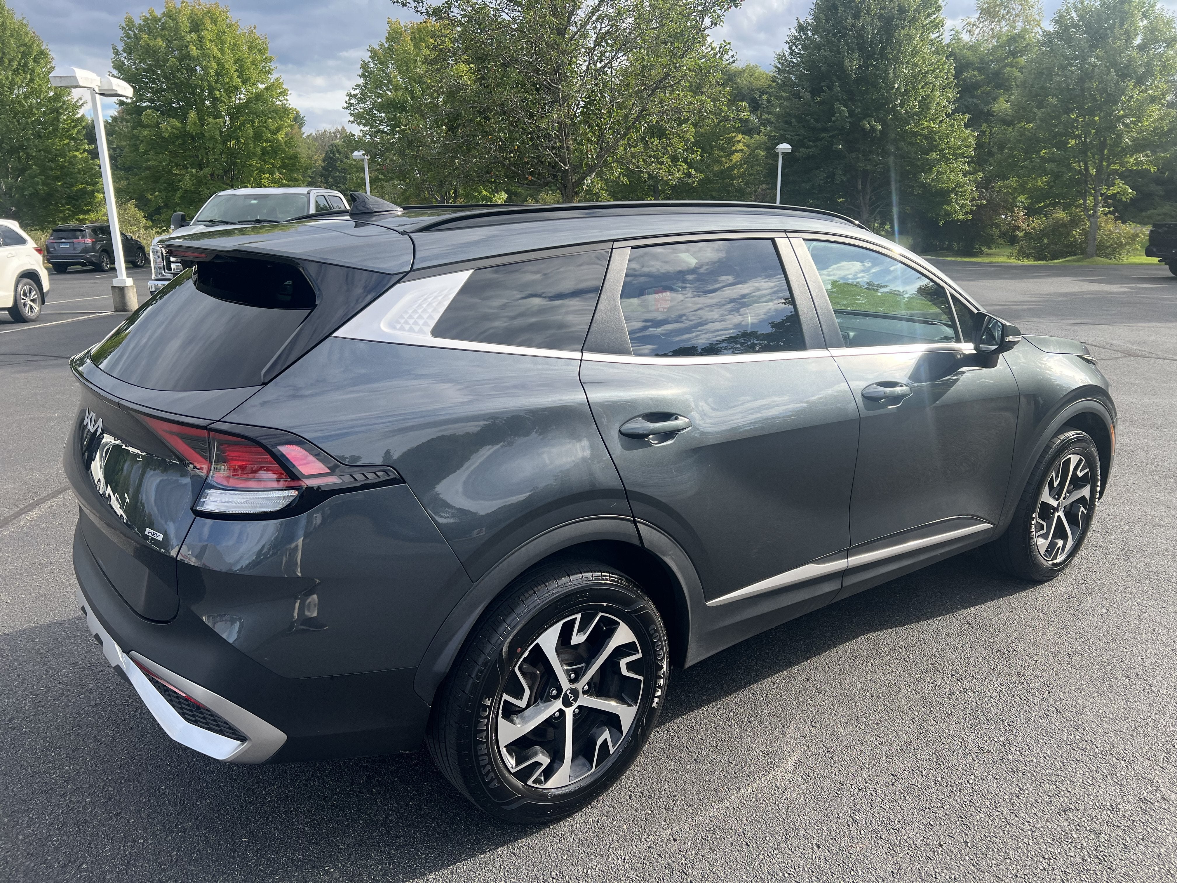 2024 Kia Sportage Hybrid EX