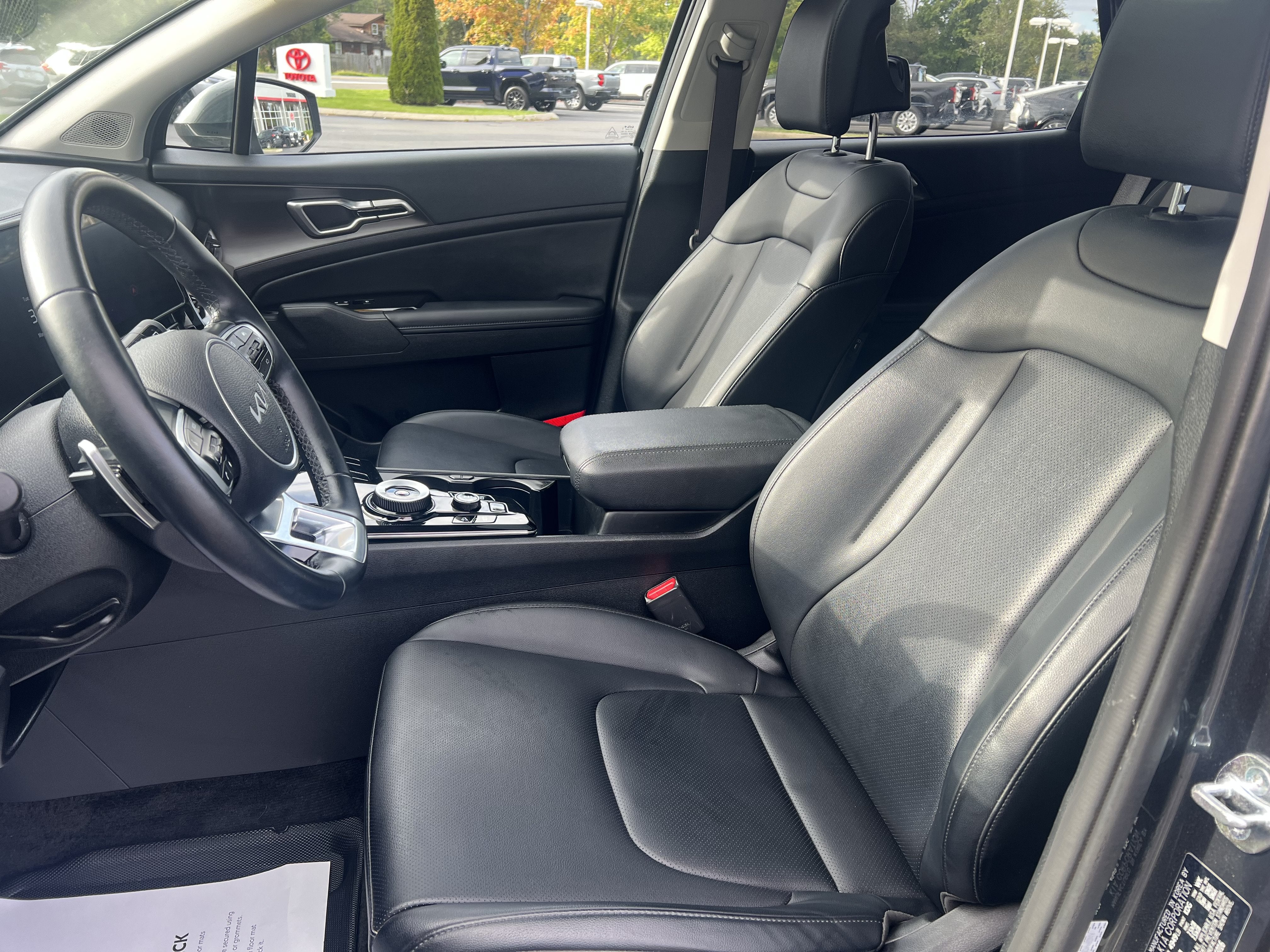 2024 Kia Sportage Hybrid EX