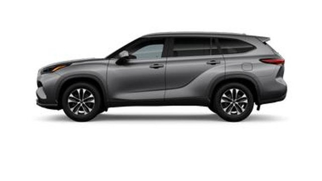 2026 Toyota Highlander Base