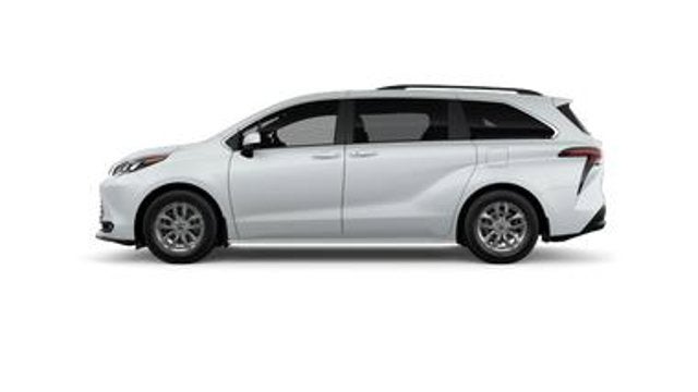 2026 Toyota Sienna Base