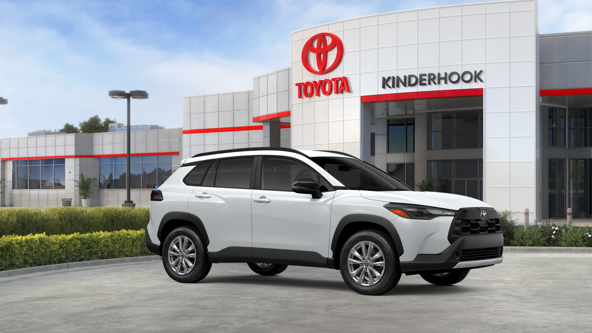 2026 Toyota Corolla Cross LE