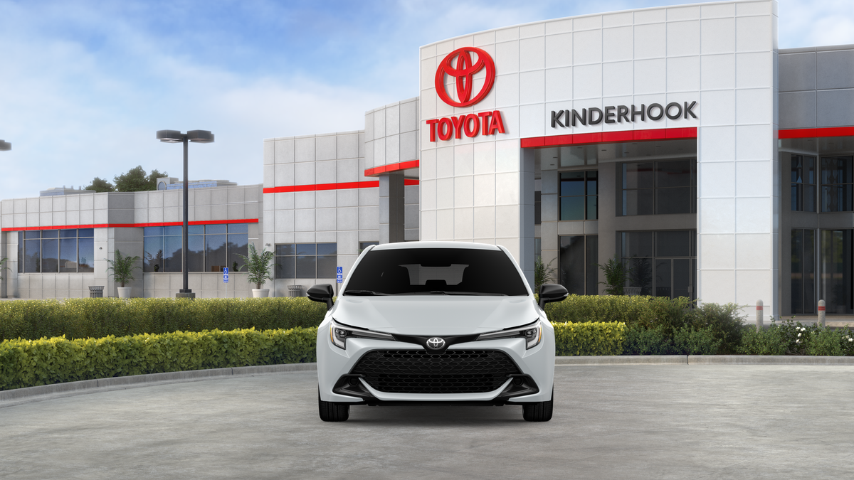 2027 Toyota Corolla Hatchback SE