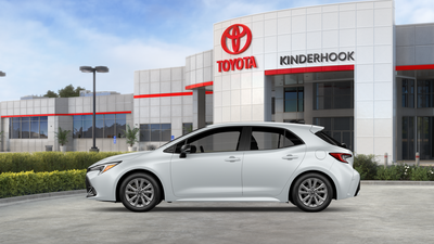 2027 Toyota Corolla Hatchback SE