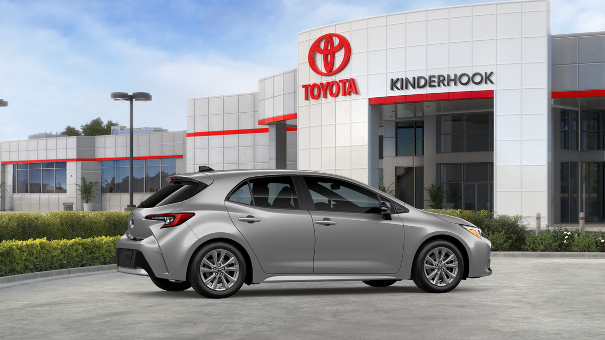 2026 Toyota Corolla Hatchback SE