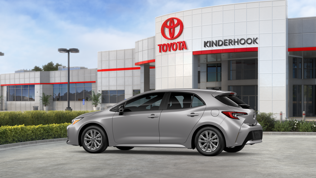 2026 Toyota Corolla Hatchback SE